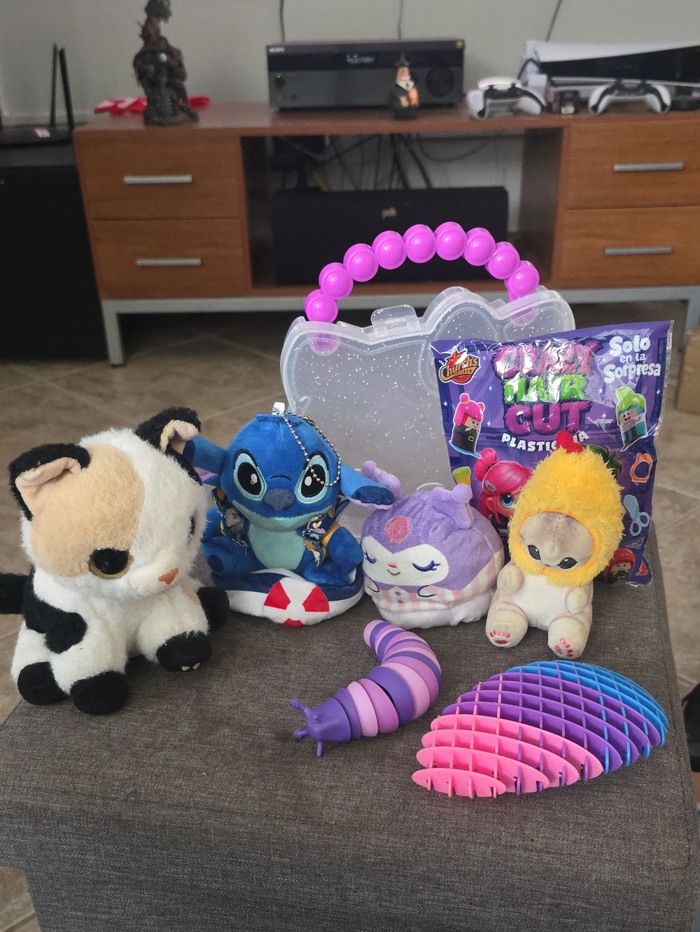Set If Toys My Daughter Wants To Sell To Make Some Money.. The Cat Makes Sound